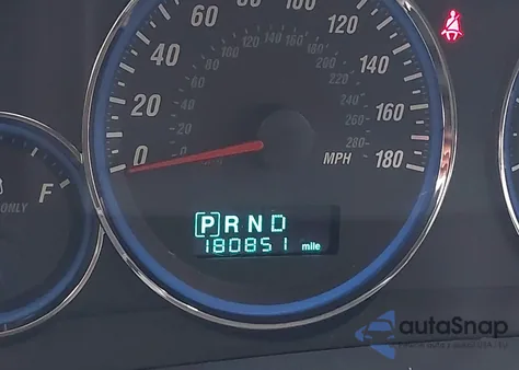 2006 Jeep Grand Cherokee Srt8 from USA, damaged, VIN 1J8HR78366C259334